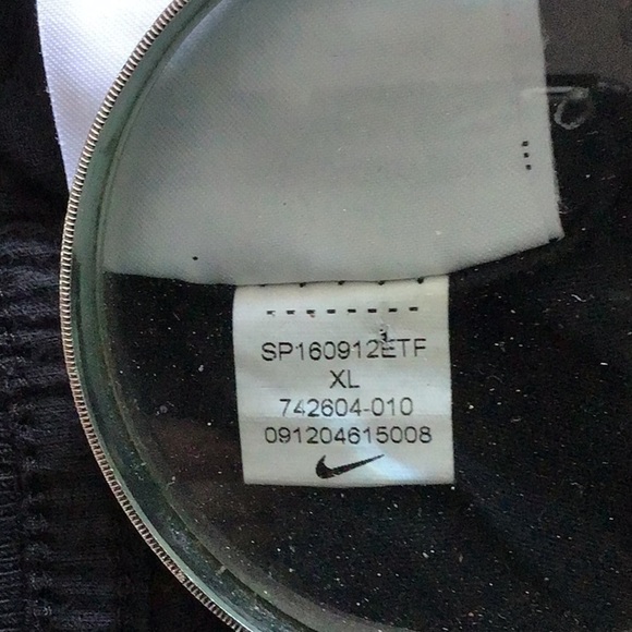 Nike /Ousadia Alegria T-Shirt Tee Men’s XL Short Sleeve black T-shirt. - Picture 10 of 11